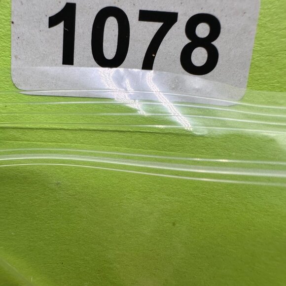 XOXO Watch Women Chocolate Brown 26MM Square Dial Wide Band New Battery - Picture 10 of 10